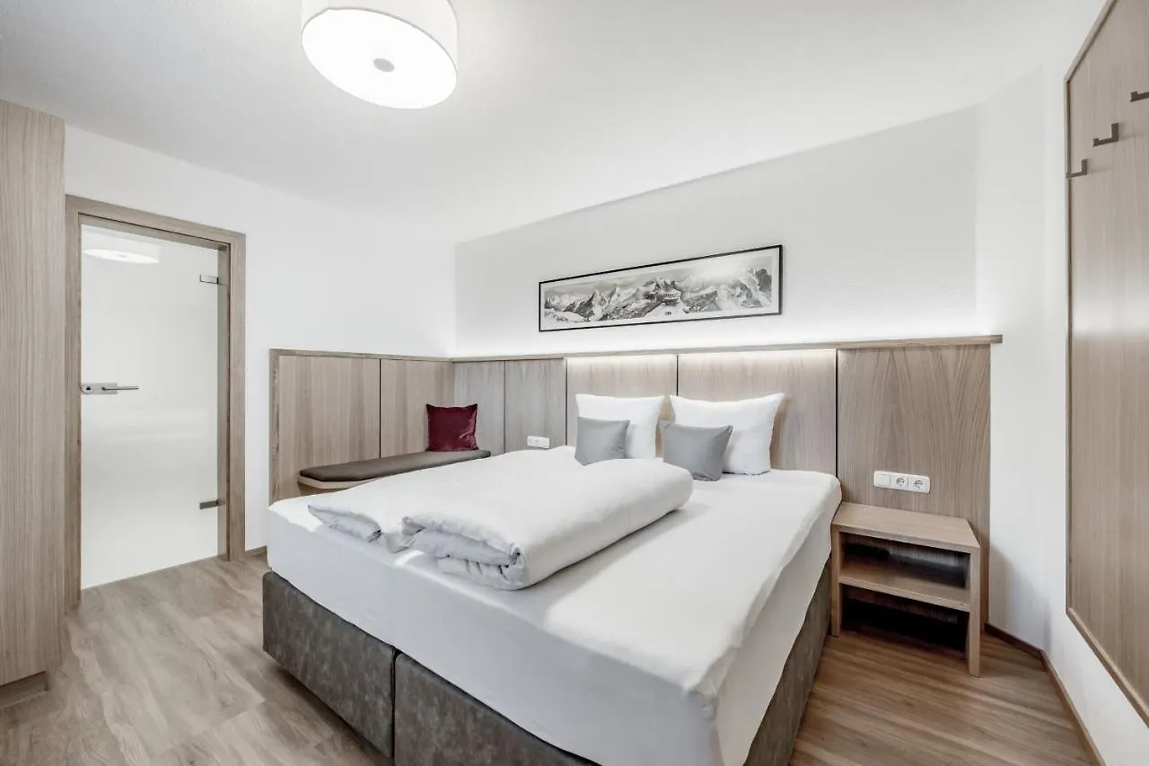 Montanara Lejlighedshotel Sölden 4*,  Østrig